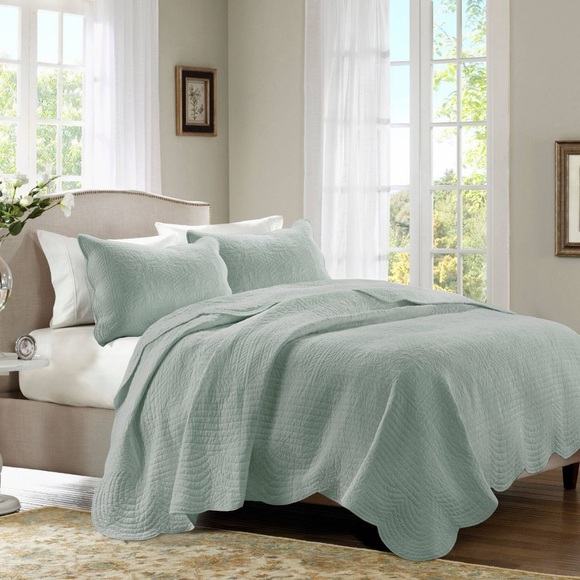 Madison Park Tuscany King/Cal King 3 -Pc Reversible Scalloped Edge Coveret Set
